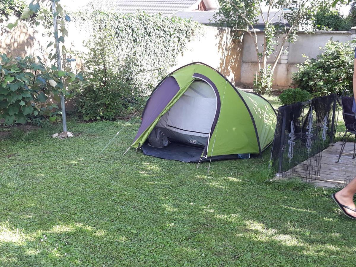 Kamp Camping Under The Walnut In Your Own Tent On A Shared Lot And Shared Bathroom *